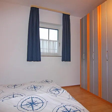 Apartamento In Lemkenhafen For 2 Personen, Cleaning Included