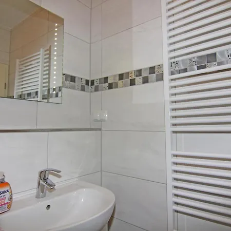 In Lemkenhafen For 2 Personen, Cleaning Included Apartamento